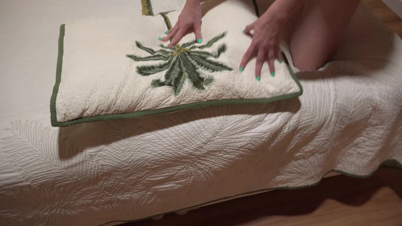 ATK Girlfriends: Violet dostane svého milence dobře a tvrdě nohama