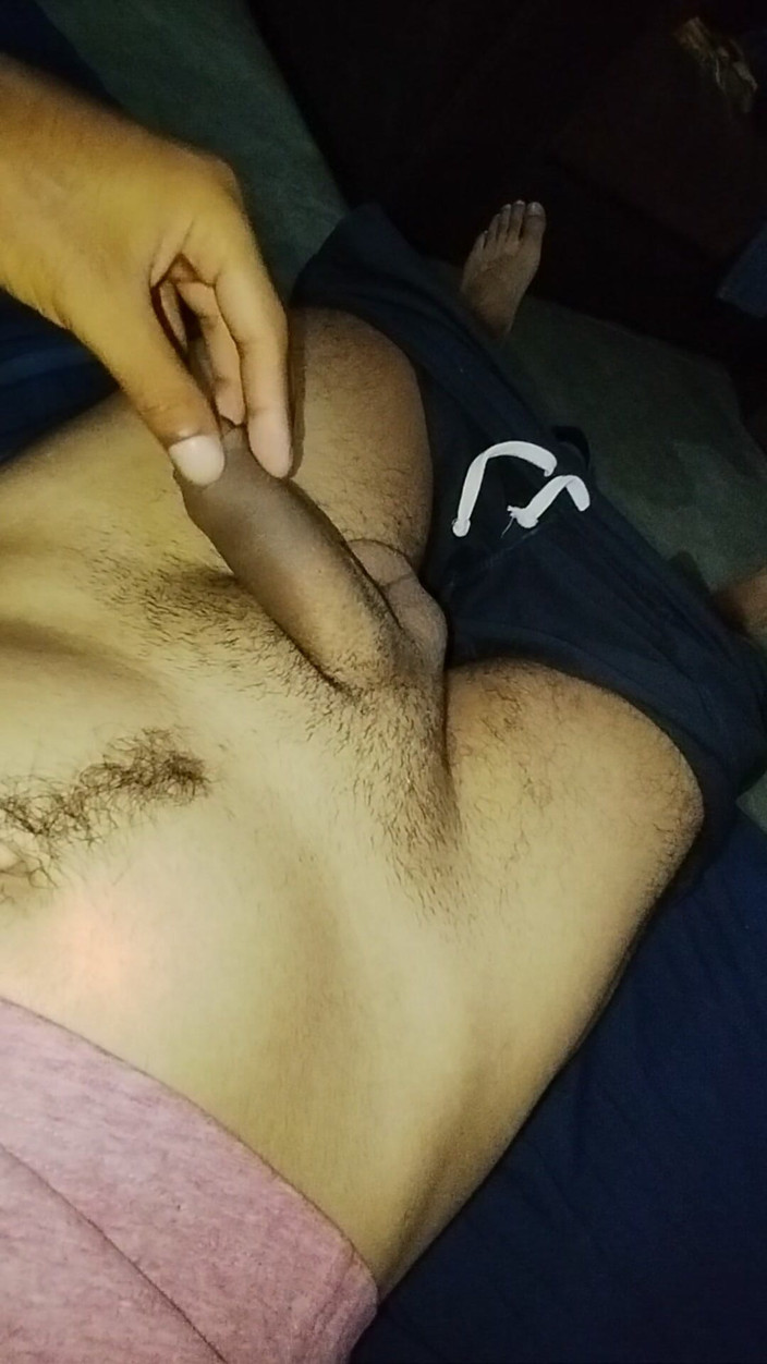 AlexAlejandro13: I Started Looking at My Penis