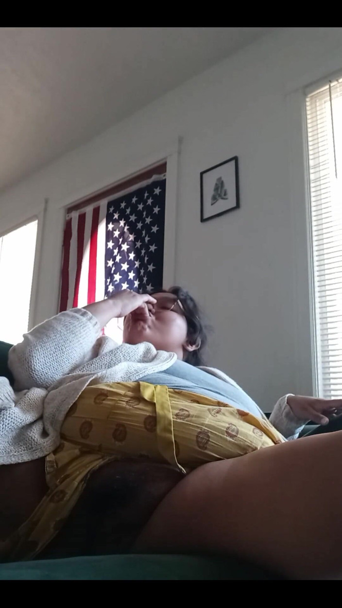 DeesDeepThroat: How I've Been Handling Stress Lately.lol!