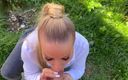 Femdom Sex: Blonďatá děvka kouří s výstřikem na obličej v zahradě