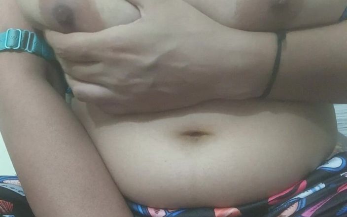Liana proxy: Lo massaggio delle tette per intero corpo arrapanto piena soddisfazione