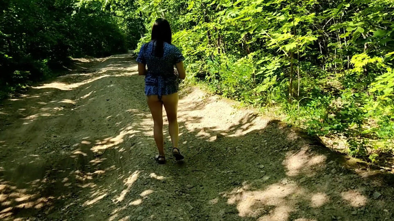 MissPopa: Going for a Walk in a Dress Without Panties