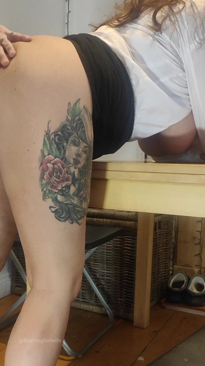 Roo Smith: Creampie pro sexy manželku Maggie