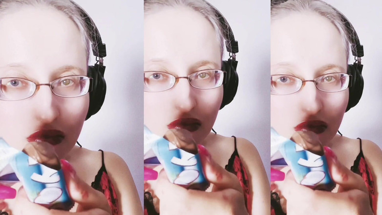 FinDom Goaldigger: Asmr Sweet Chocolate Makan- Asmr, cermin mata, gergasi, gincu, bibir...