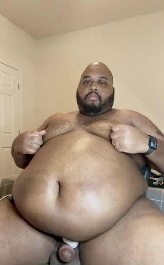 Blkhole420: ベビーオイルとお腹がこすって笑、私はこれからまともな負荷を得ました。