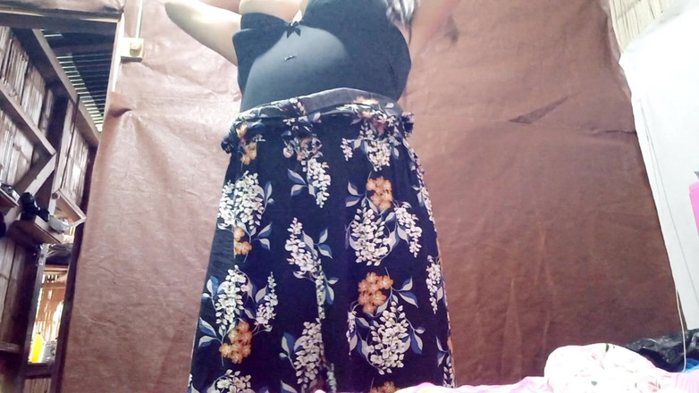 Martin13: Indická nejžádanější prsatá holka je zpět! Necenzurované kozy poskakují bez žízně...