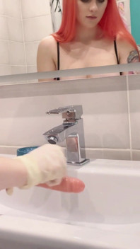 Gfe:redhead Goth Girl Makes You a Fan of Handjob with Gloves