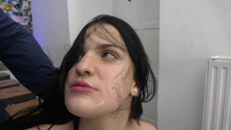 Fetish Xtreme: Extreme spitting, gagging