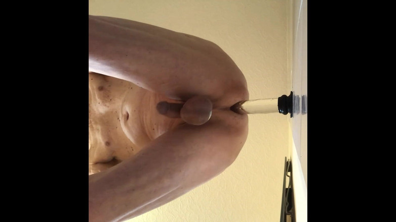 bigears: Călărește un vibrator de pulă de 22 de cm - vedere de...