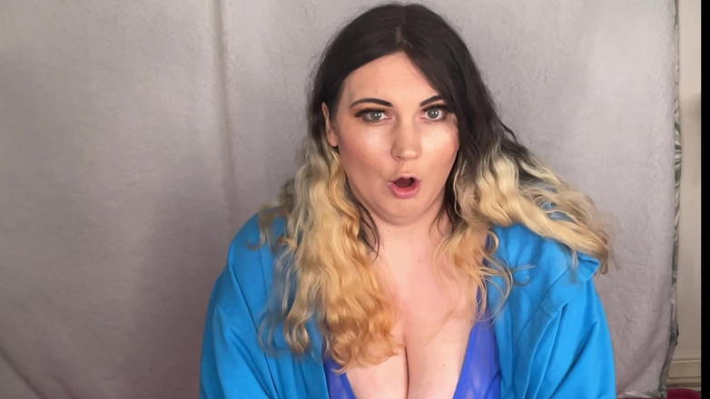 MissFFW: 汚い娼婦がソフトドリンクとげっぷを飲む