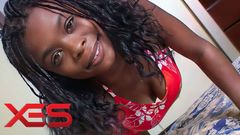 Xes Network: Video masturbasi solo pertama gadis kulit hitam umur 19 tahun dengan...