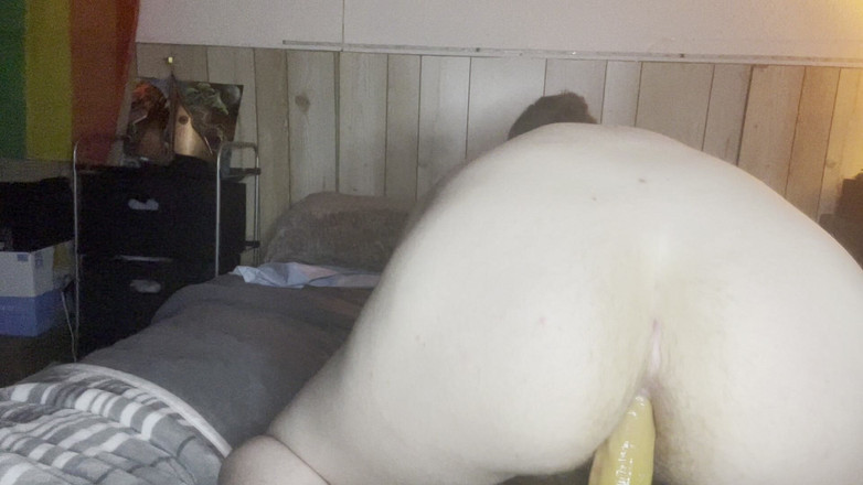 Jay Whore: Garoto com tesão adora mostrar seu buraco apertado na câmera...