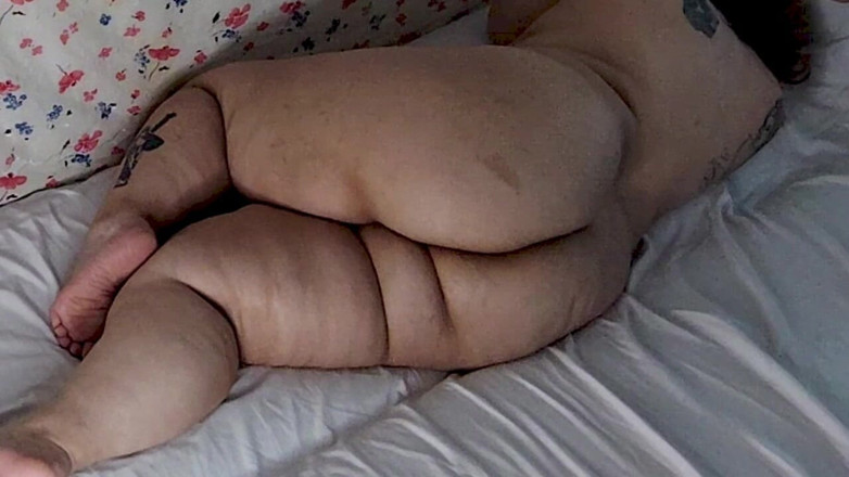 Zina Gabon: Wanita berkahwin mengambil kondom daripada lelaki hitam