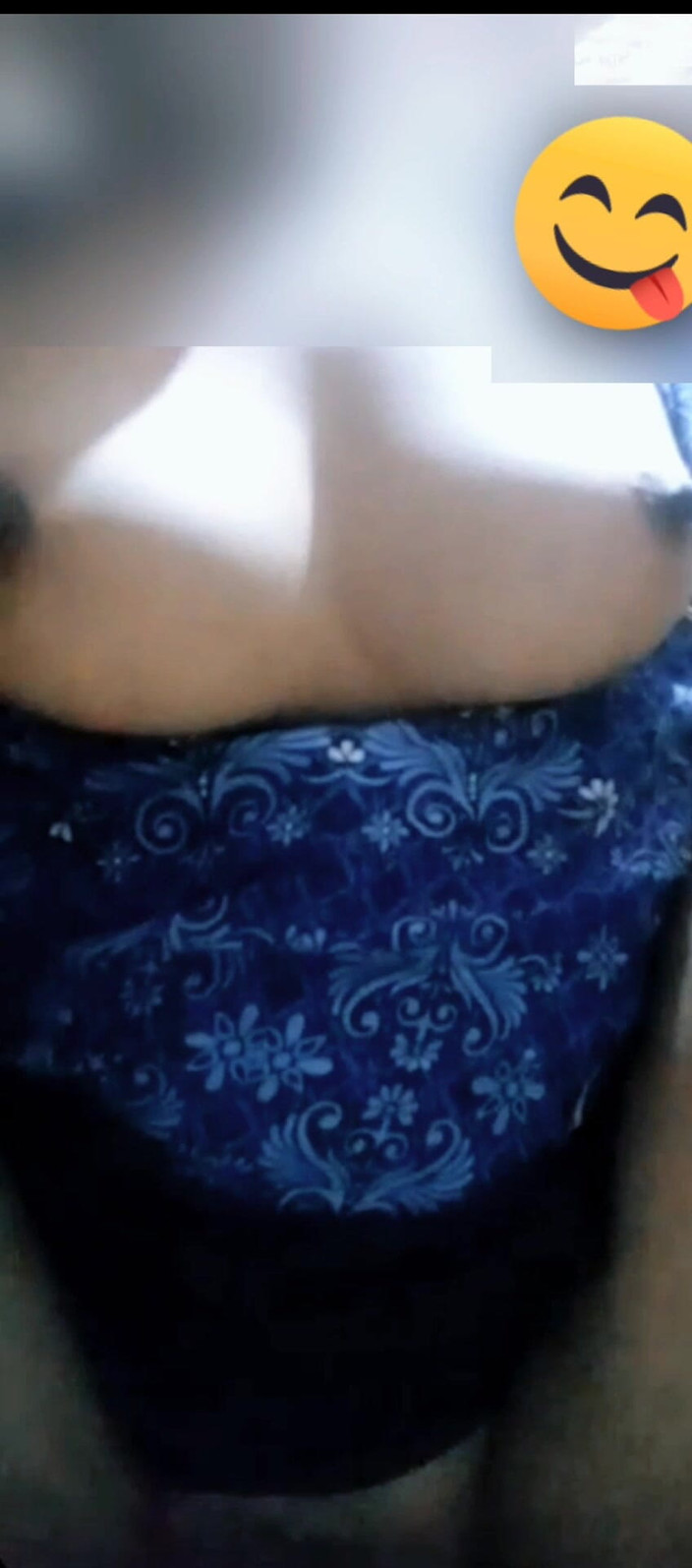 Astriana88: Відеодзвінок з учителем, який демонструє свої природні великі груди