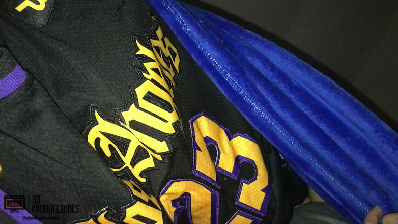 MAFELAGO: Я трахаю свою сводную сестру-сучку, пока она приватно