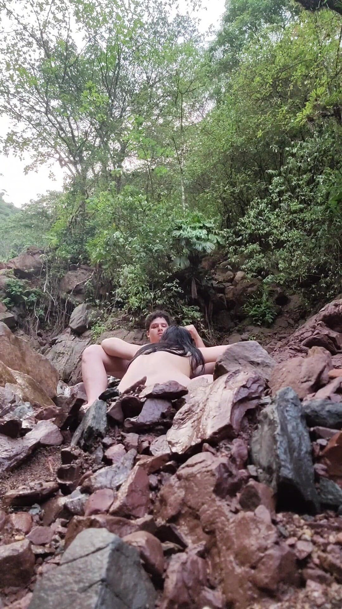 Crisanto999: Berjalan-jalan dengan stepcousin saya