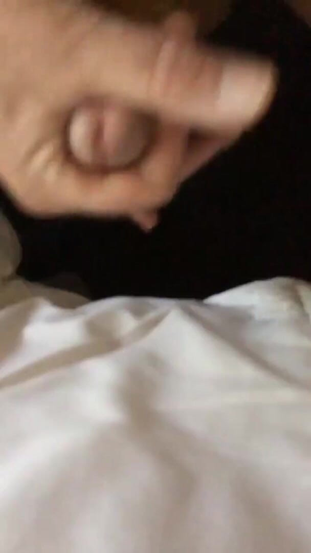 Kinky horny gay bois: Just a gay man jerking cummies out of his penis