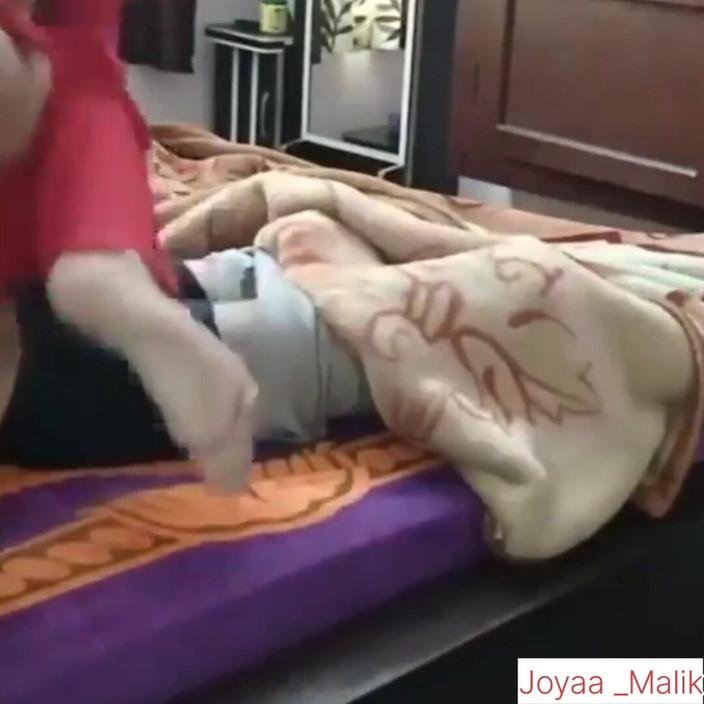 Joya Malik: Desi porno profesora, který šuká svou vysokoškolskou studentku doma