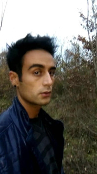 Arab Twink spuści na zewnątrz z Dźwiękiem Kropli spust