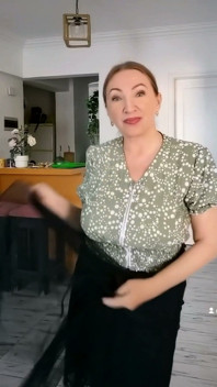 Hot MILF with Big Natural Tits Shake Them