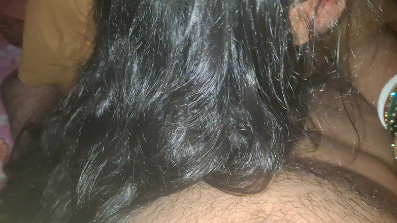 Aakritik346: 隣人の義理の妹が夜に私のチ○ポをしゃぶってしゃぶった