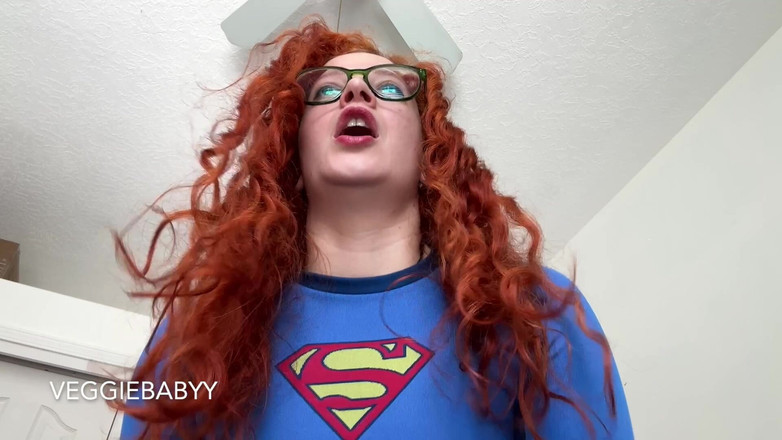 Veggiebabyy: Kötü süper kızın götüne tapma, sakso, sikiş ve güçsüz süpermen...