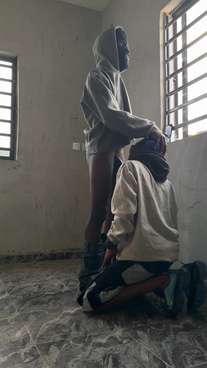 YungthugM: हम एक अधूरी इमारत में चोदते हैं