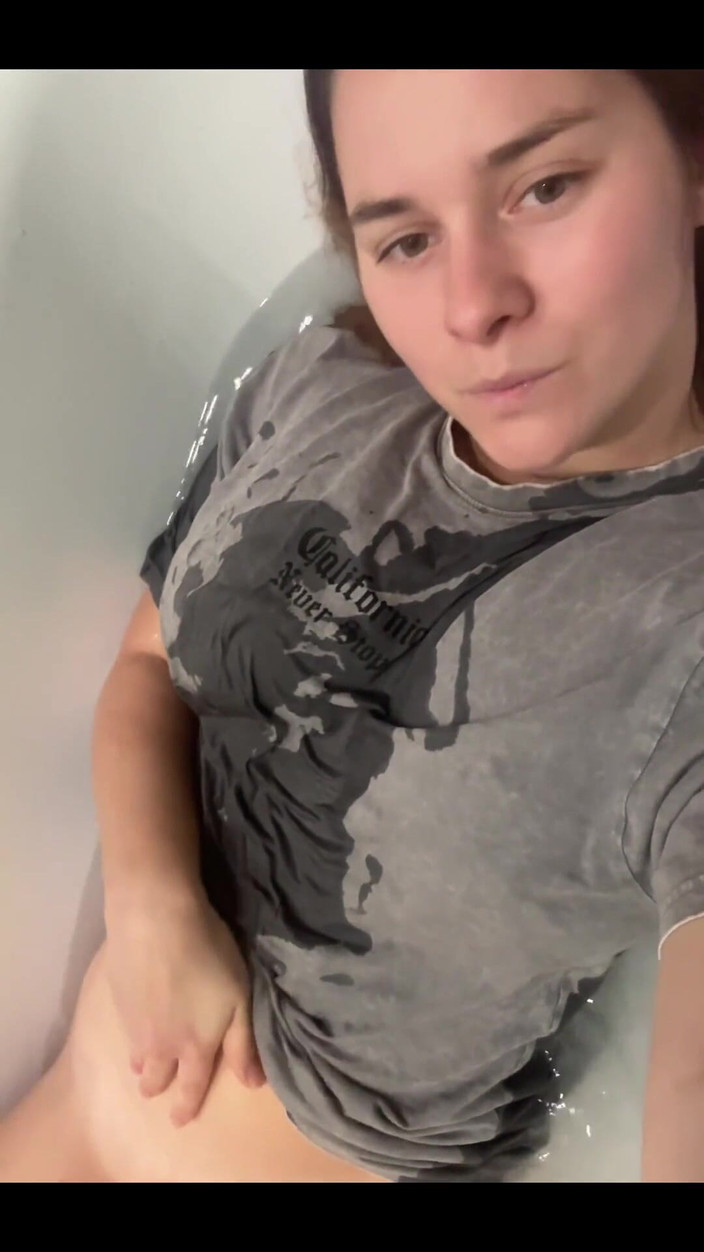 Fox Flame: 你曾经进入过全衣浴缸吗？