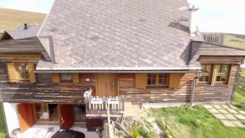 Deutschland Porno X: Kitty Blair vs Coco kiss dubbel penetration extas