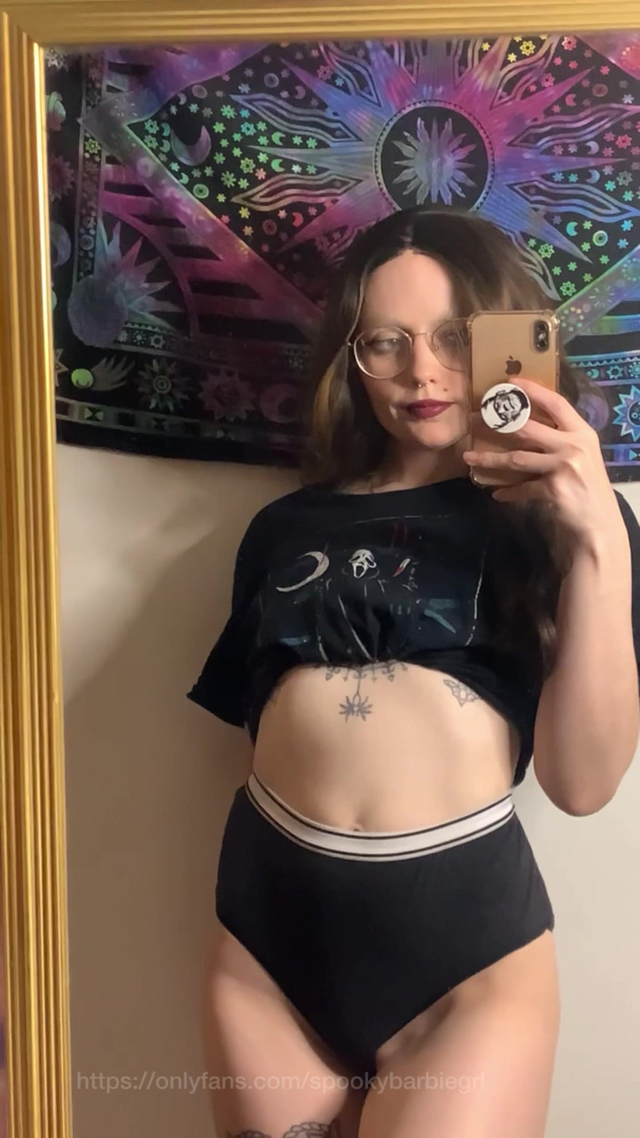 spookybarbiegirl: Bộ sưu tập đồ lót spookybarbiegrl và quần lót