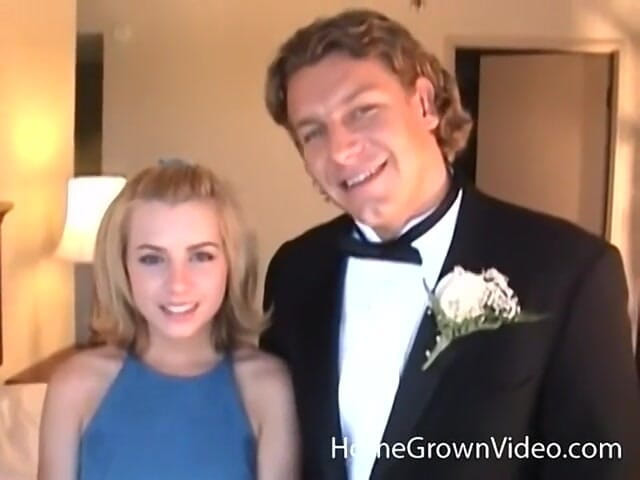 Homegrown Vintage: Barely legal Lexi Belle taking Jerry's thick cock