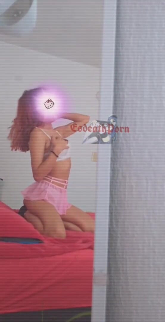 Esdeath: Subscribe Stepdaddy / Suscribete Papi