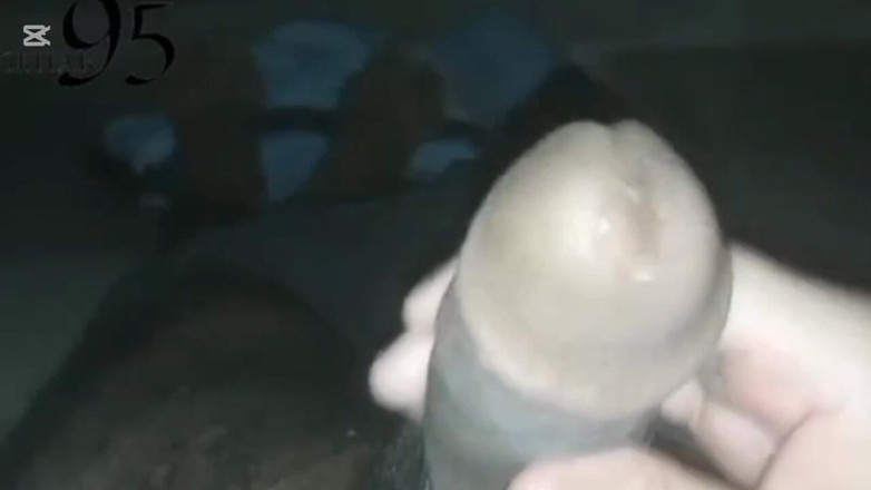 sehar95: Marido deja que un extraño use esposa atada y con...