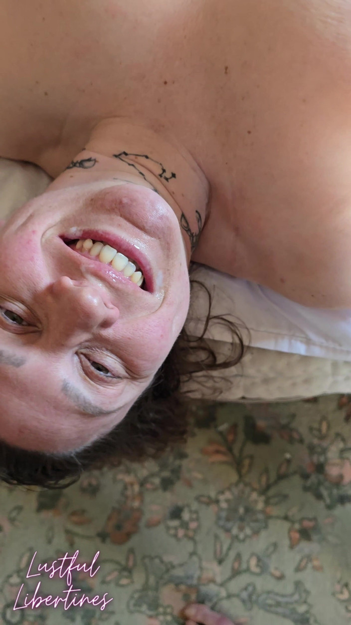 Lustful Libertines: 你今天不能有我的阴户宝贝，但你可以操我的脸