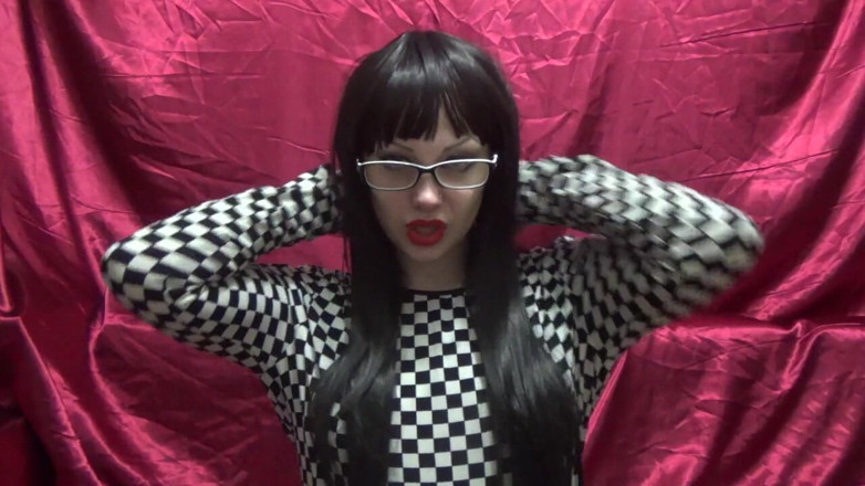 Goddess Misha Goldy: You will be my executive clip buying slave, don't you?