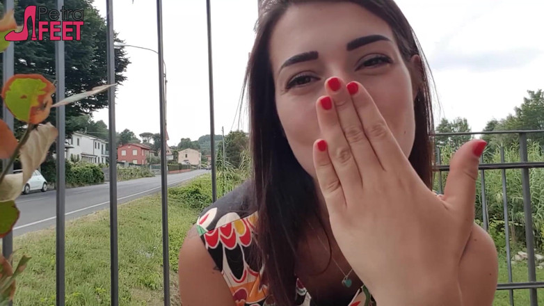 Smokin Fetish: Brunette Petra smoking her ciggaretes outdoor