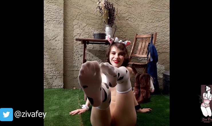 Ziva Fey: Ziva Fey - Ik ben in kostuum fotoshoot
