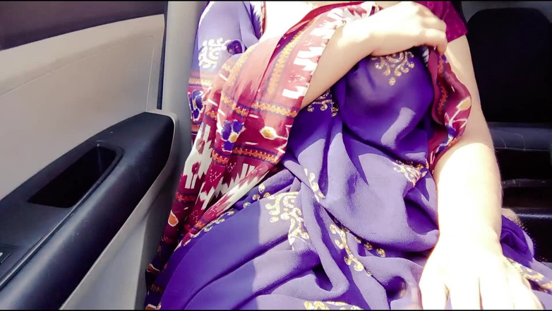 Indian Disha: Desi Bhabhi v autě