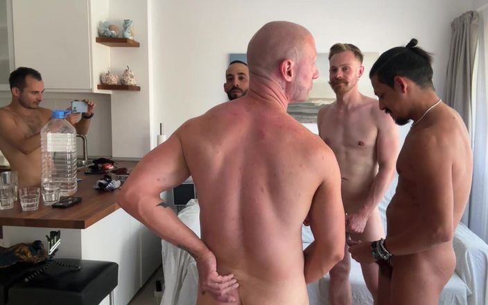 Brett Tyler: Celá gran canaria bez kondomu Gangbang orgie