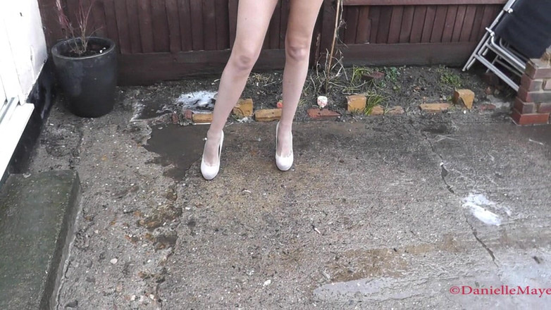 DanielleMaye: Cigarettkrossning