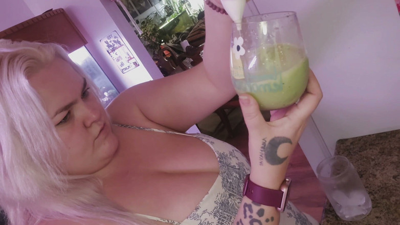 Missi Rae: Making Matcha