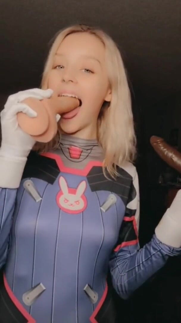 Hoeshow: Dva solo play