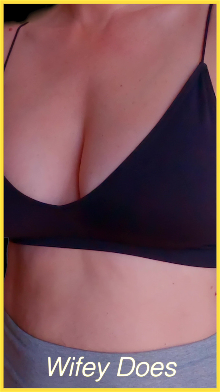 Wifey Does: Frun Svart sport -bh retas