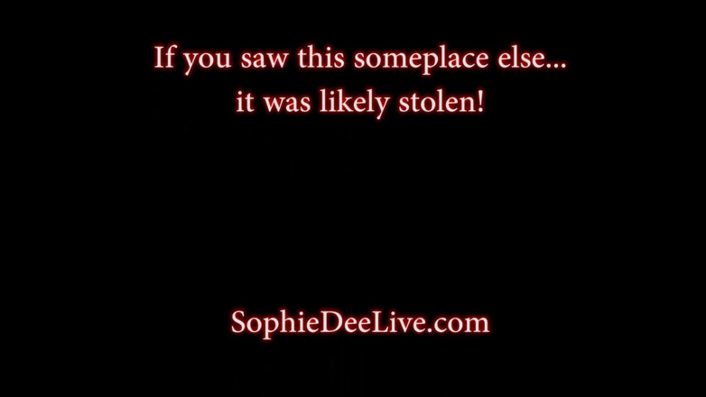 Sophie Dee: MILF Sophie Dee shows how she loves to masturbate
