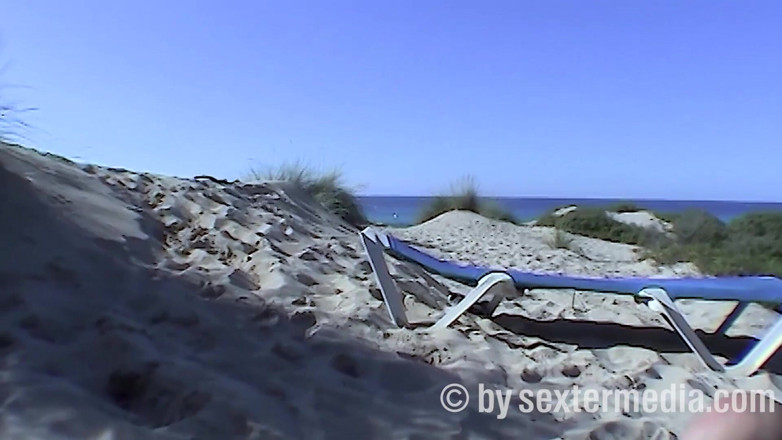 Beachbitches: Teen Sabrina Shows Herself Revealing on the Nudist Beach