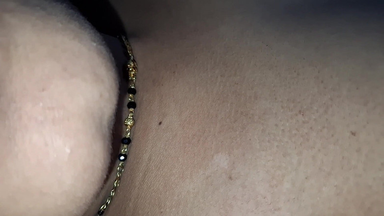 horneySonu: Sonu口交和胸部射液