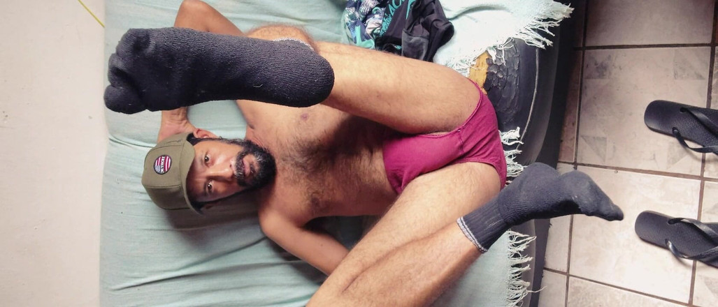 Stink HairyMale: Crot Sma