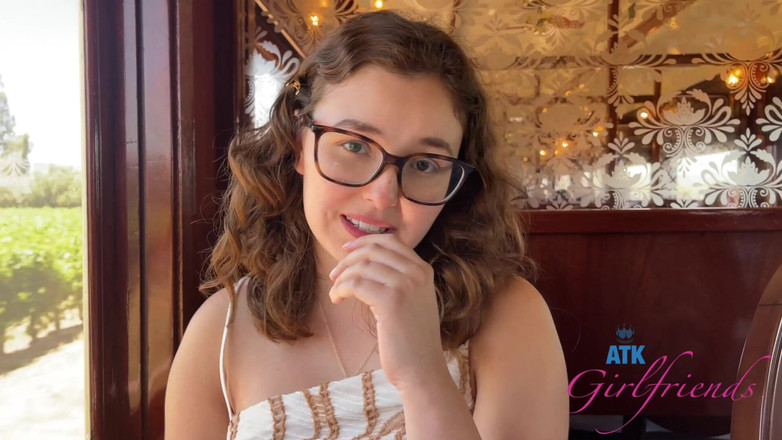 ATK Girlfriends: Віртуальні канікули