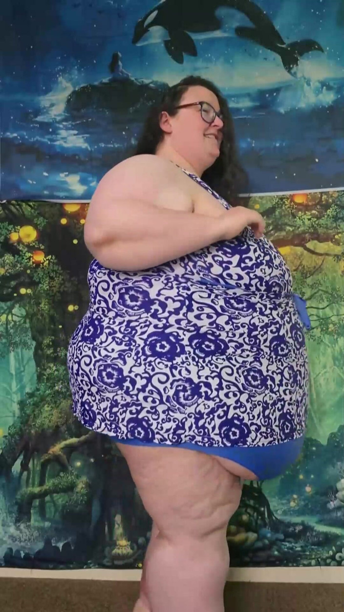 SSBBWLadyBrads: SSBBW 거대한 뚱뚱한 몸의 수영복을 입은 도움