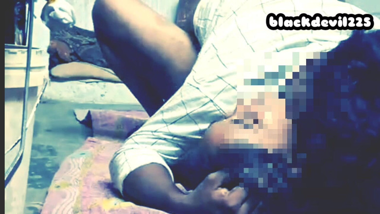 Mandadum: Hintli evli kadın sikişiyor romantizm (telugu)-1